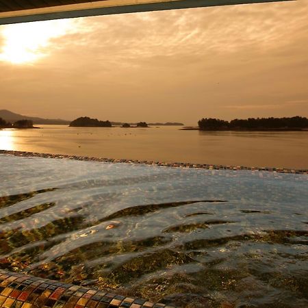 Uminoyasuragi Hotel Ryugu Kami Amakusa Eksteriør bilde